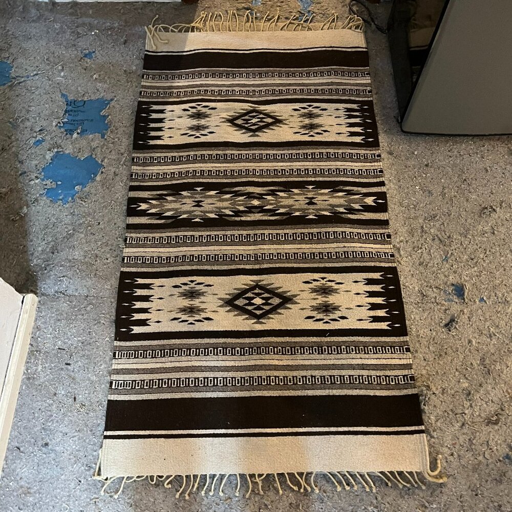 Rug, Wall Hanging, Black and White